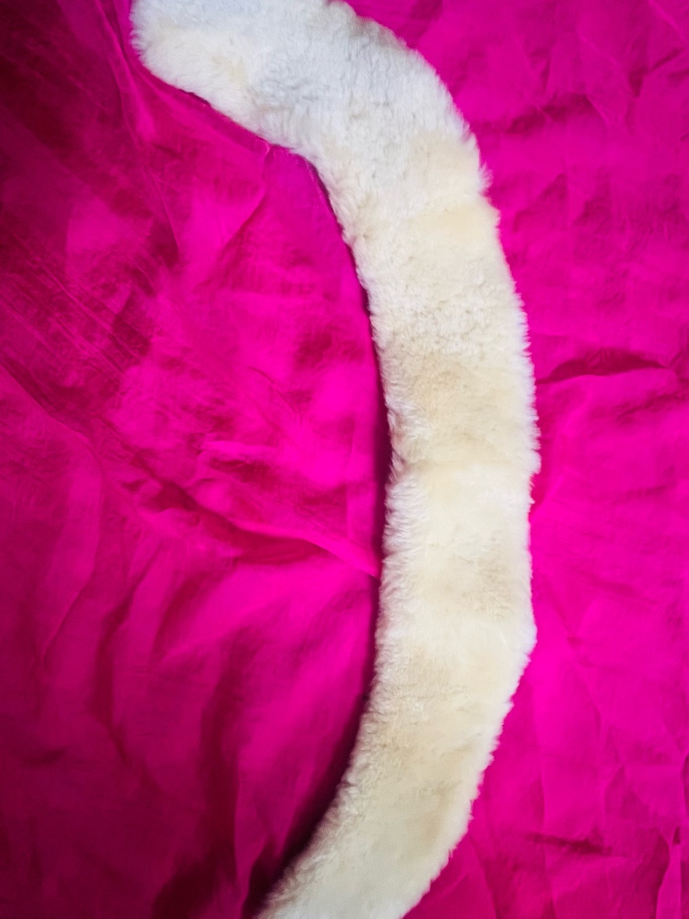 Cream Shearling Collar / Detachable Fur Trim